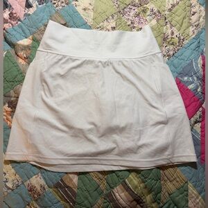 Athleta Salutation Stash High Rise 16.5“ Skort/Bright White:Size Medium